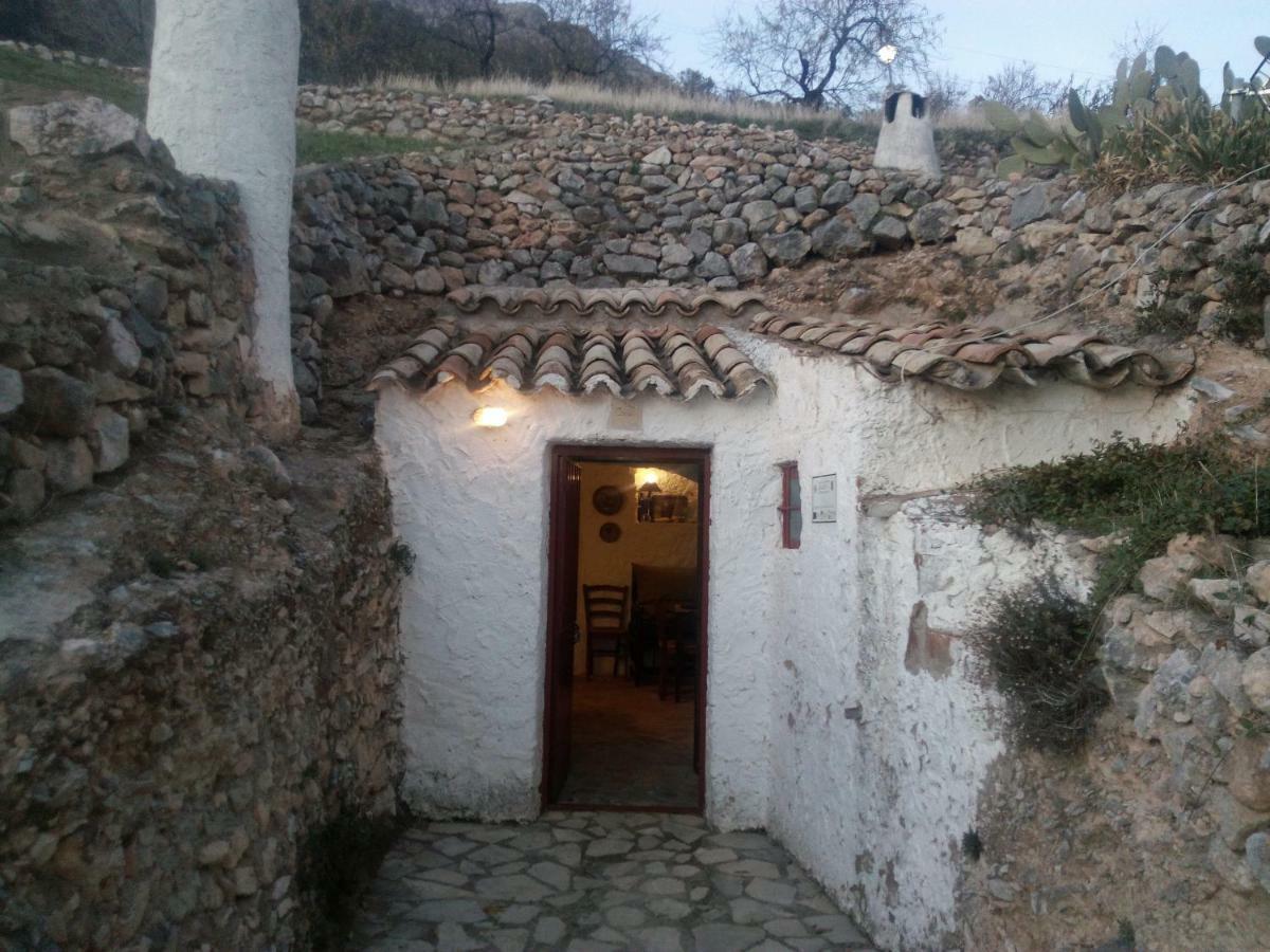 Cueva El Madrono Villa Pegalajar Exterior photo